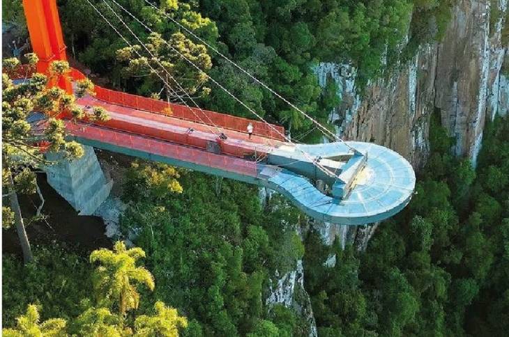 Adrenalina  nas Alturas e de Vidro! SKY GLASS CANELA 