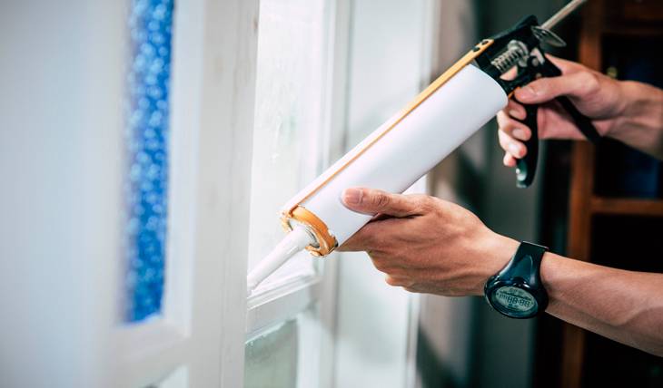 Quais as melhores formas para realizar vedações em vidros?